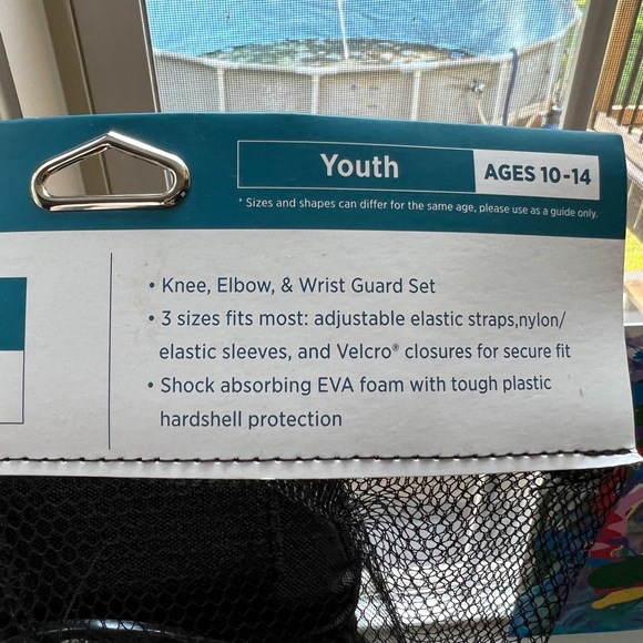 Sports protective set - Picture 4 of 4